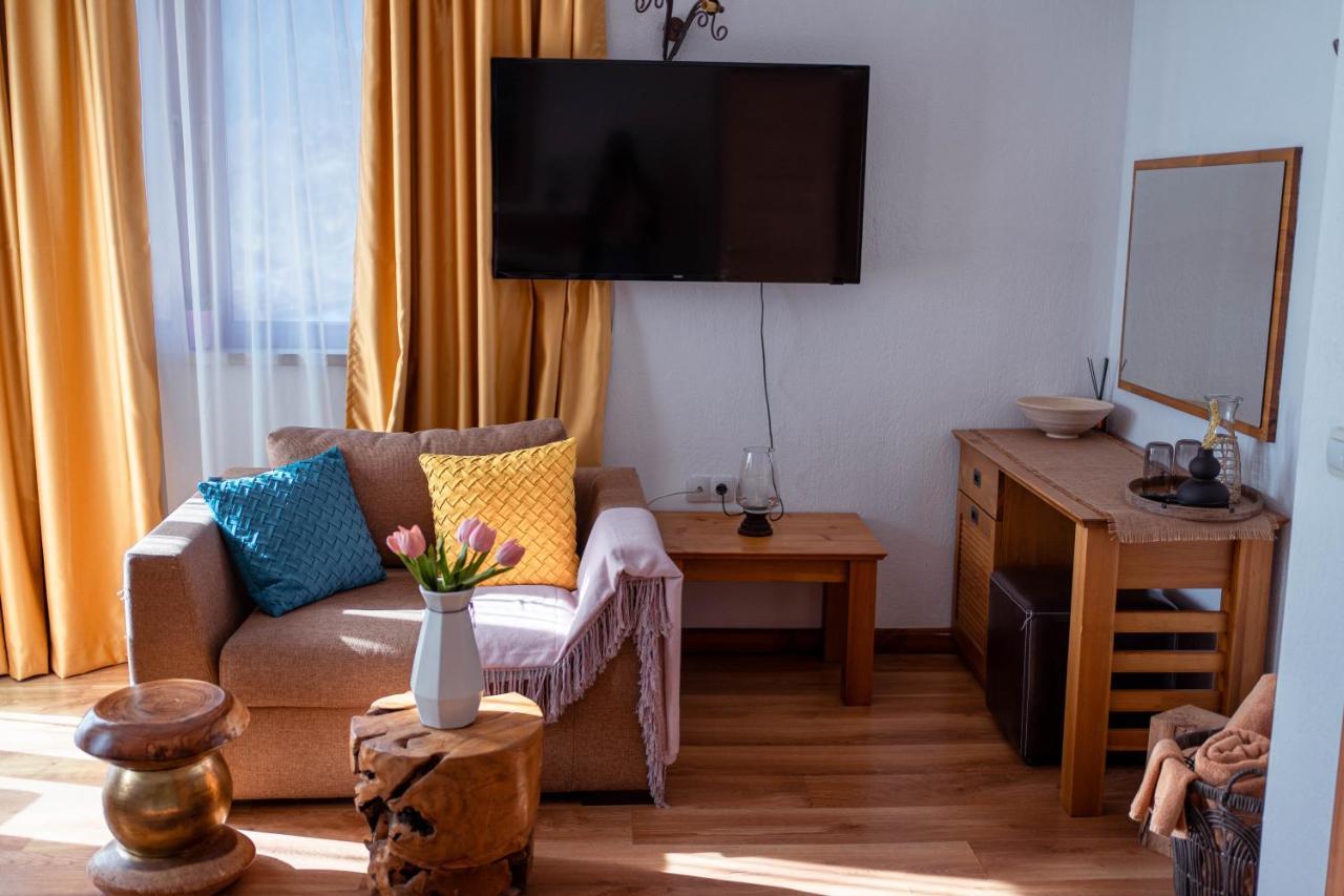 Rodope Nook Guest House Tsjepelare Eksteriør bilde